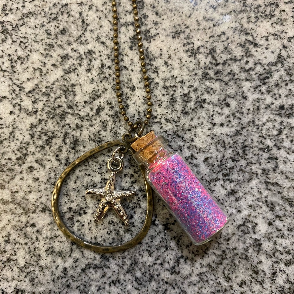 Bottle sand necklace
